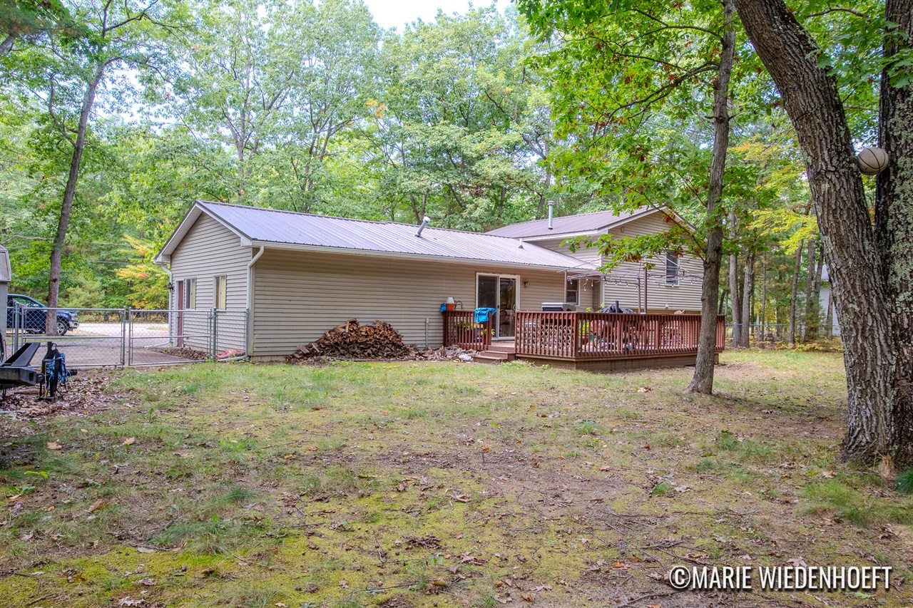 Homes for sale in Interlochen, MI | 5651 Penn Lock Colony Rd, Interlochen, MI 49643 | MLS# 70495888