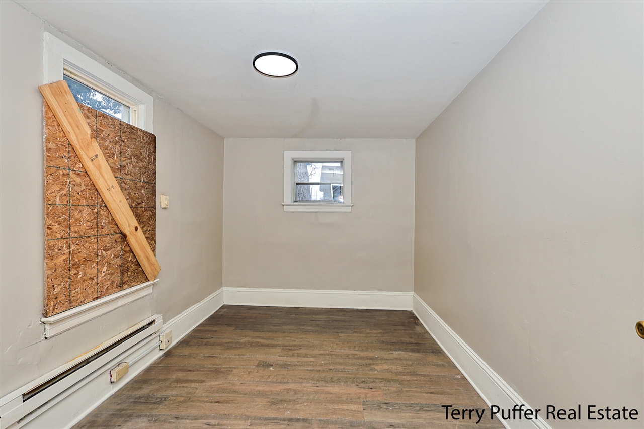 Homes for sale in Muskegon, MI | 2029 7Th St, Muskegon, MI 49444 | MLS# 70496041