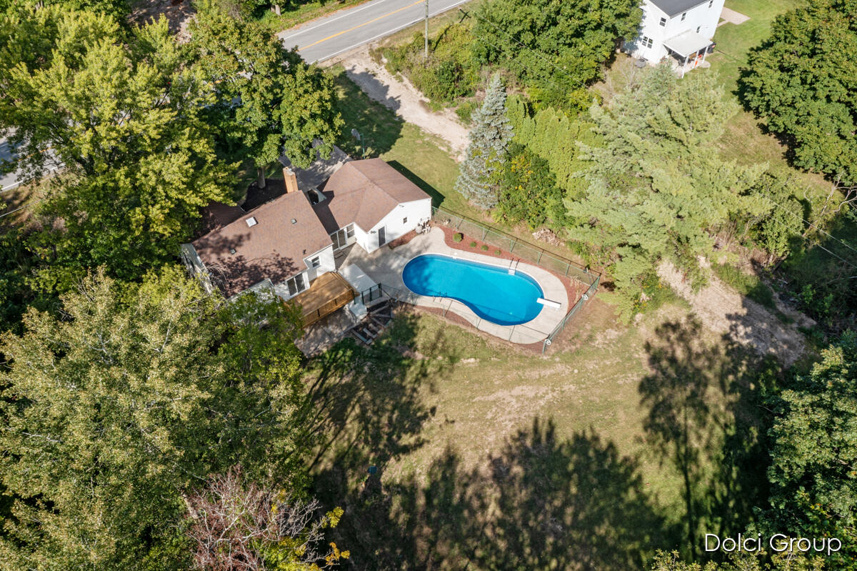 Homes for sale in Comstock Park, MI | 266 7 Mile Rd, Comstock Park, MI 49321 | MLS# 70496046