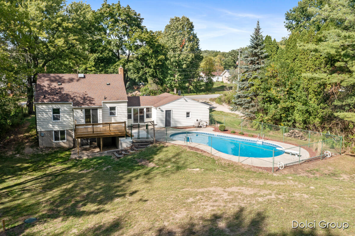 Homes for sale in Comstock Park, MI | 266 7 Mile Rd, Comstock Park, MI 49321 | MLS# 70496046