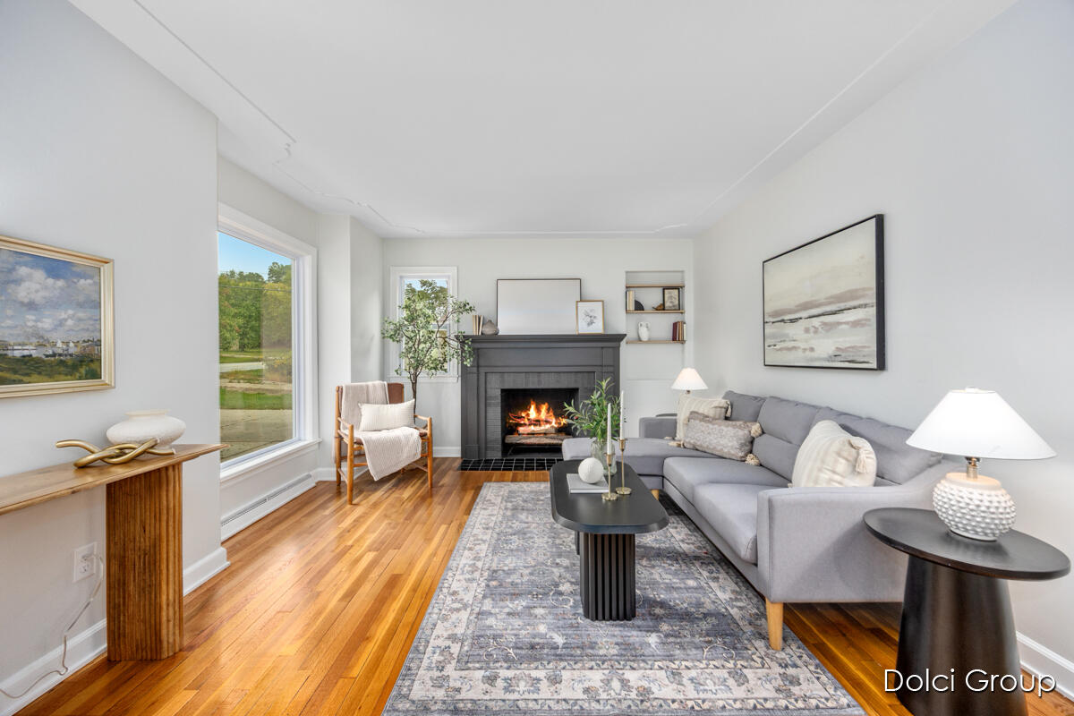 Homes for sale in Comstock Park, MI | 266 7 Mile Rd, Comstock Park, MI 49321 | MLS# 70496046