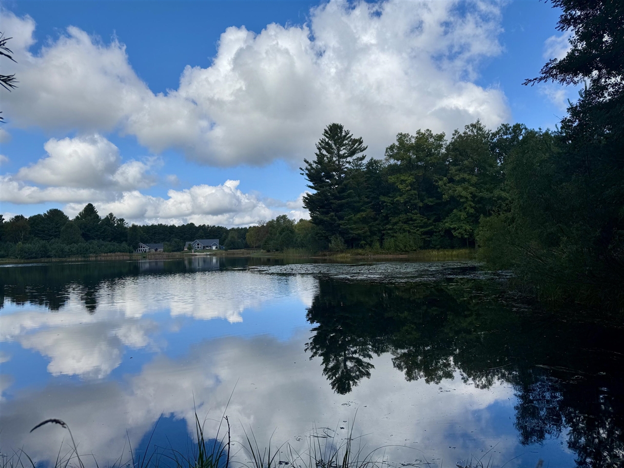 Homes for sale in Canadian Lakes, MI | 6485 Dunhill Dr, Canadian Lakes, MI 49346 | MLS# 70496134