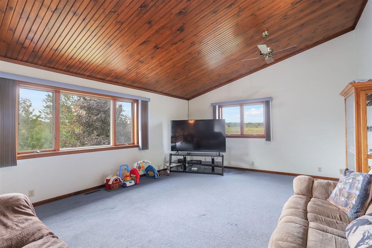 Homes for sale in Hart, MI | 2861 W Polk Rd, Hart, MI 49420 | MLS# 70496230