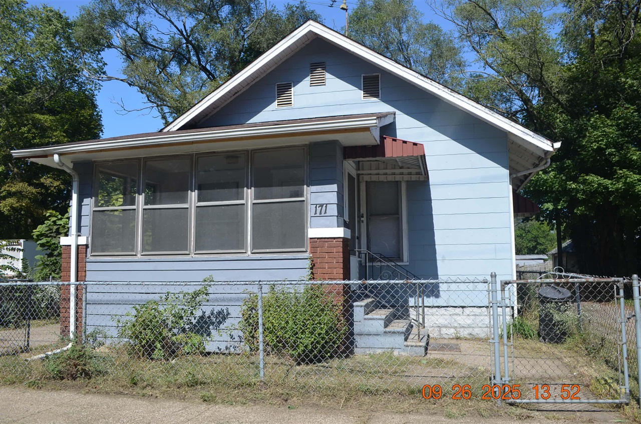 Homes for sale in Benton Harbor, MI | 171 E Empire Ave, Benton Harbor, MI 49022 | MLS# 70496286