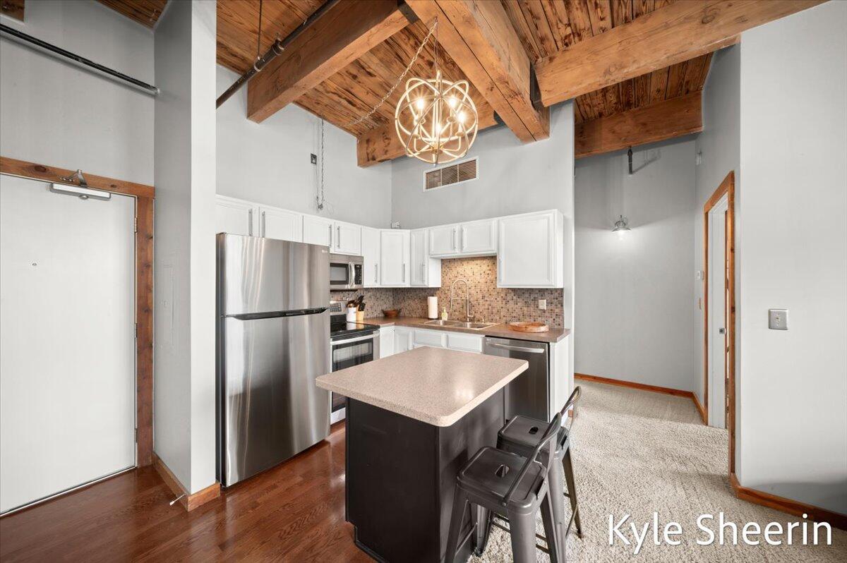 Homes for sale in Grand Rapids, MI | 940 Monroe Ave #326, Grand Rapids, MI 49503 | MLS# 70496342