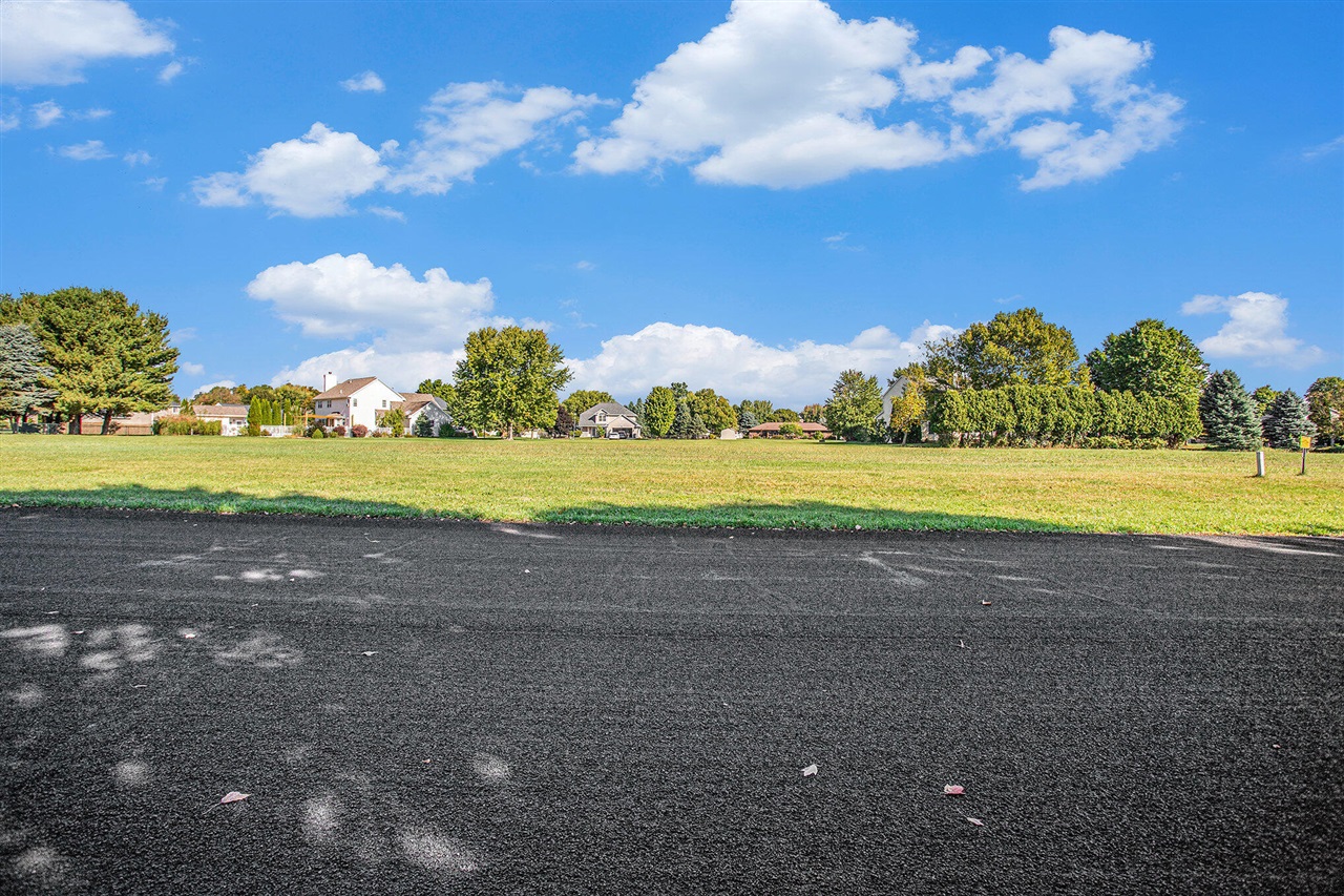 Homes for sale in Vicksburg, MI | 908 Maple Meadows Ave, Vicksburg, MI 49097 | MLS# 70496504