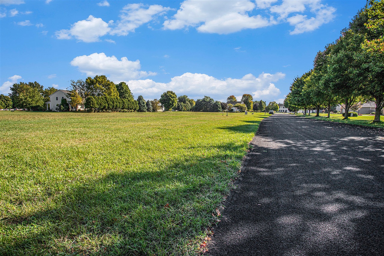 Homes for sale in Vicksburg, MI | 908 Maple Meadows Ave, Vicksburg, MI 49097 | MLS# 70496504