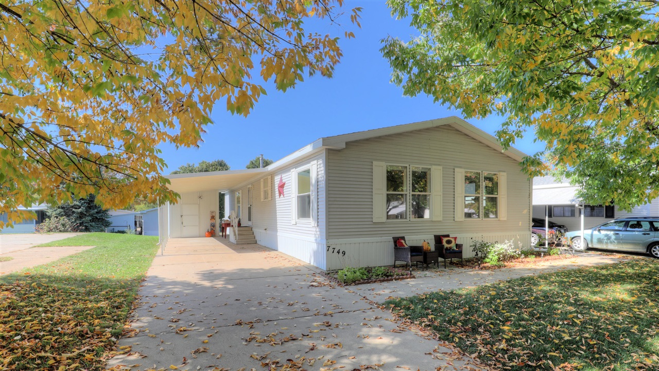 Homes for sale in Byron Center, MI | 7749 Turtle Dove Dr, Byron Center, MI 49315 | MLS# 70496651