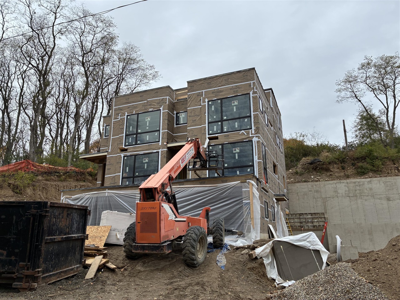 Homes for sale in Ann Arbor, MI | 1128 Longshore Dr #Unit 1, Ann Arbor, MI 48105 | MLS# 70496807