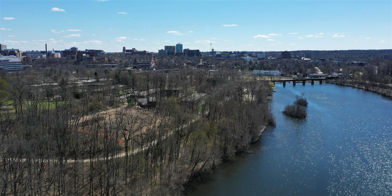 Homes for sale in Ann Arbor, MI | 1128 Longshore Dr #Unit 1, Ann Arbor, MI 48105 | MLS# 70496807