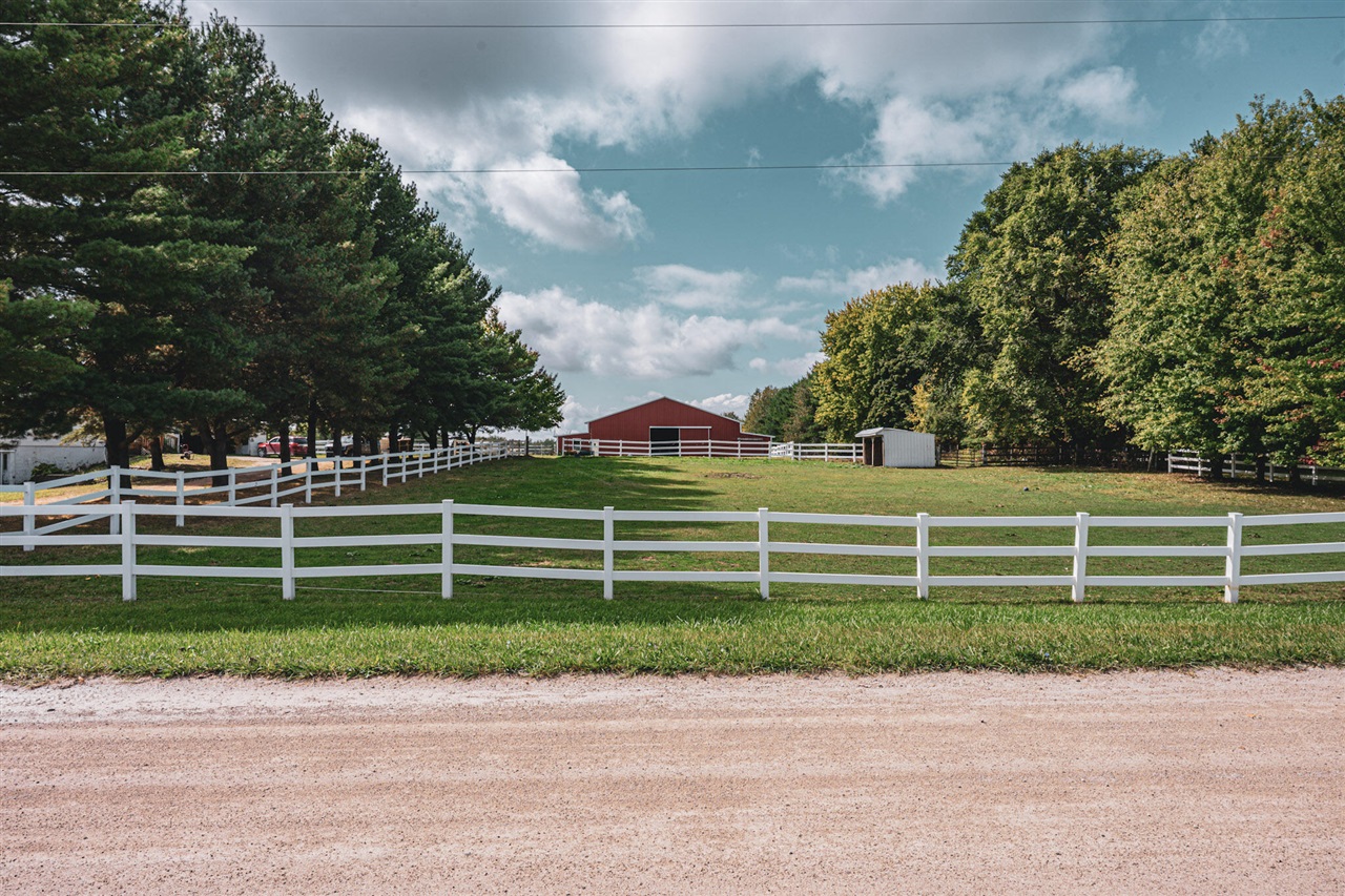 Homes for sale in Rockford, MI | 9025 Nugent Ave, Rockford, MI 49341 | MLS# 70496828