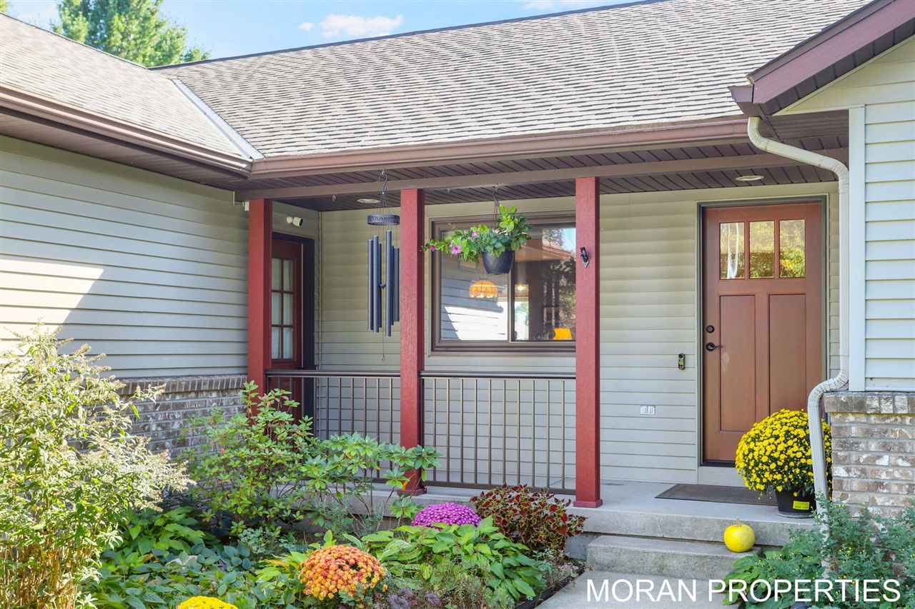 Homes for sale in Allendale, MI | 6320 Lincoln St, Allendale, MI 49401 | MLS# 70497011