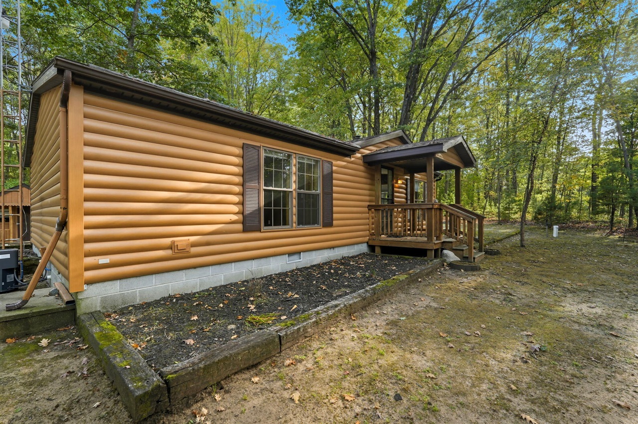 Homes for sale in Reed City, MI | 10368 Schwyz Dr, Reed City, MI 49677 | MLS# 70497099