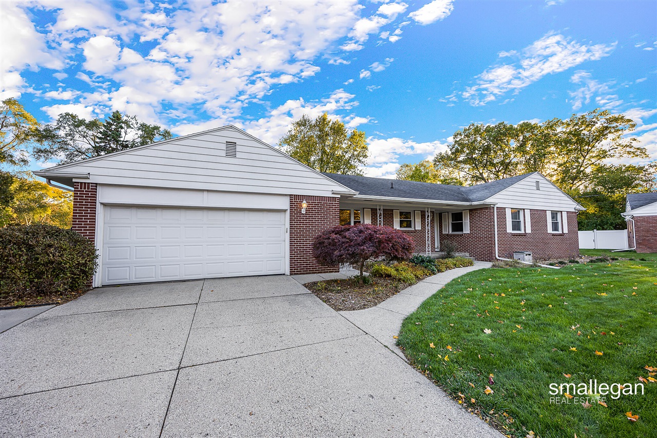 Homes for sale in Grand Rapids, MI | 1454 Forrester St, Grand Rapids, MI 49508 | MLS# 70497225