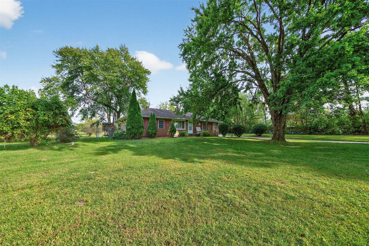 Homes for sale in Niles, MI | 2314 Hand Rd, Niles, MI 49120 | MLS# 70497515