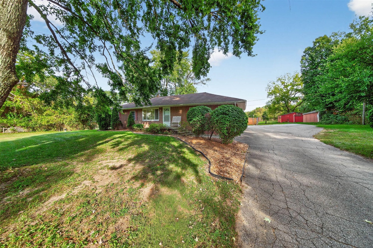 Homes for sale in Niles, MI | 2314 Hand Rd, Niles, MI 49120 | MLS# 70497515