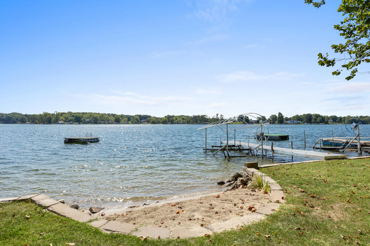 Homes for sale in Allegan, MI | 2529 Miner Lake Dr, Allegan, MI 49010 | MLS# 70497532