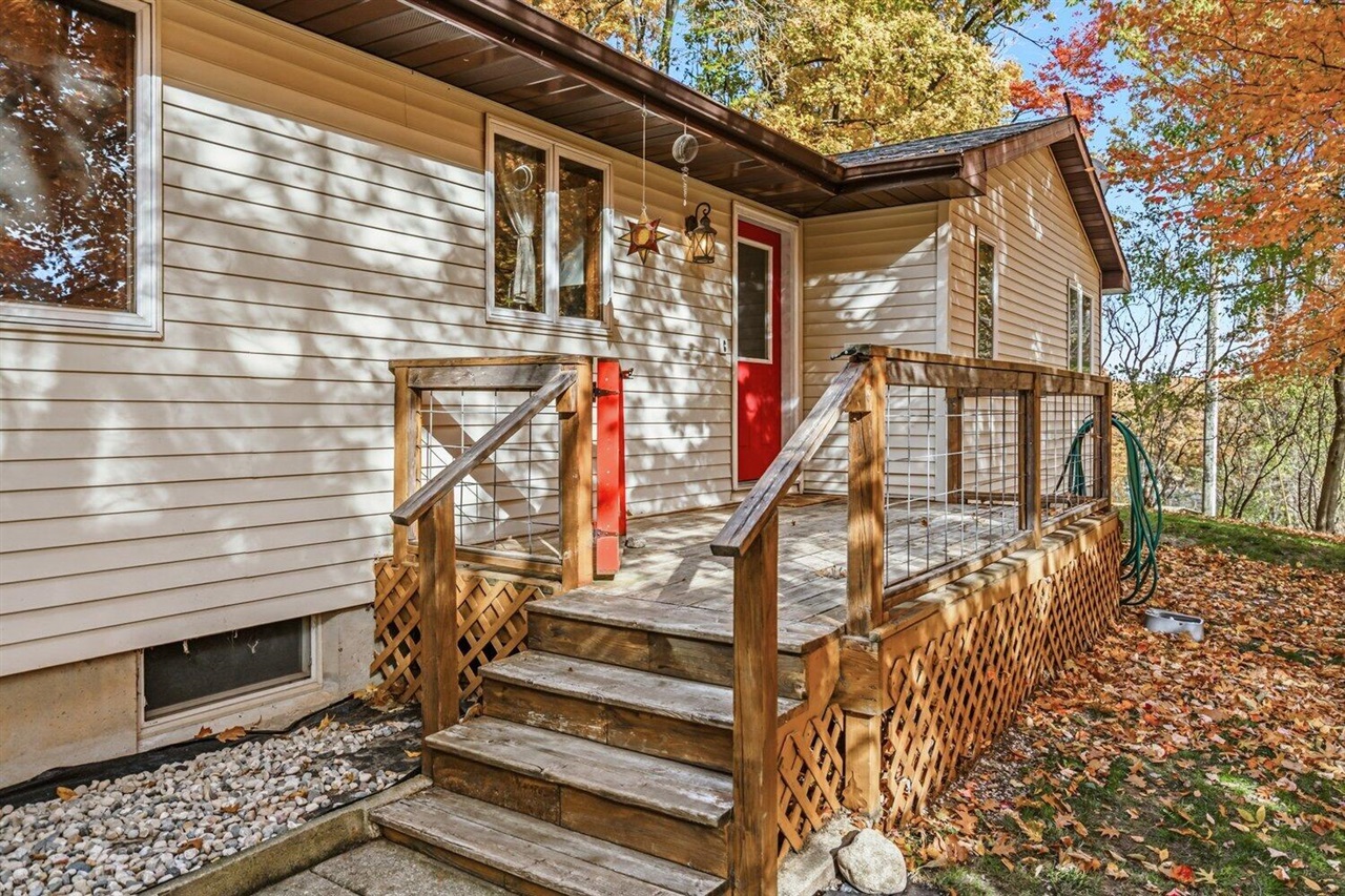 Homes for sale in Hastings, MI | 4725 Head Lake Rd, Hastings, MI 49058 | MLS# 70497685