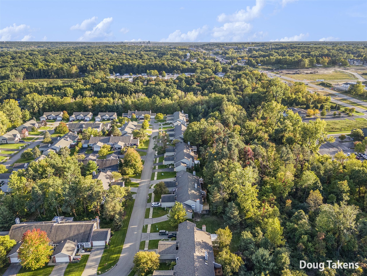 Homes for sale in Comstock Park, MI | 681 Strawberry Valley Ave, Comstock Park, MI 49321 | MLS# 70497790