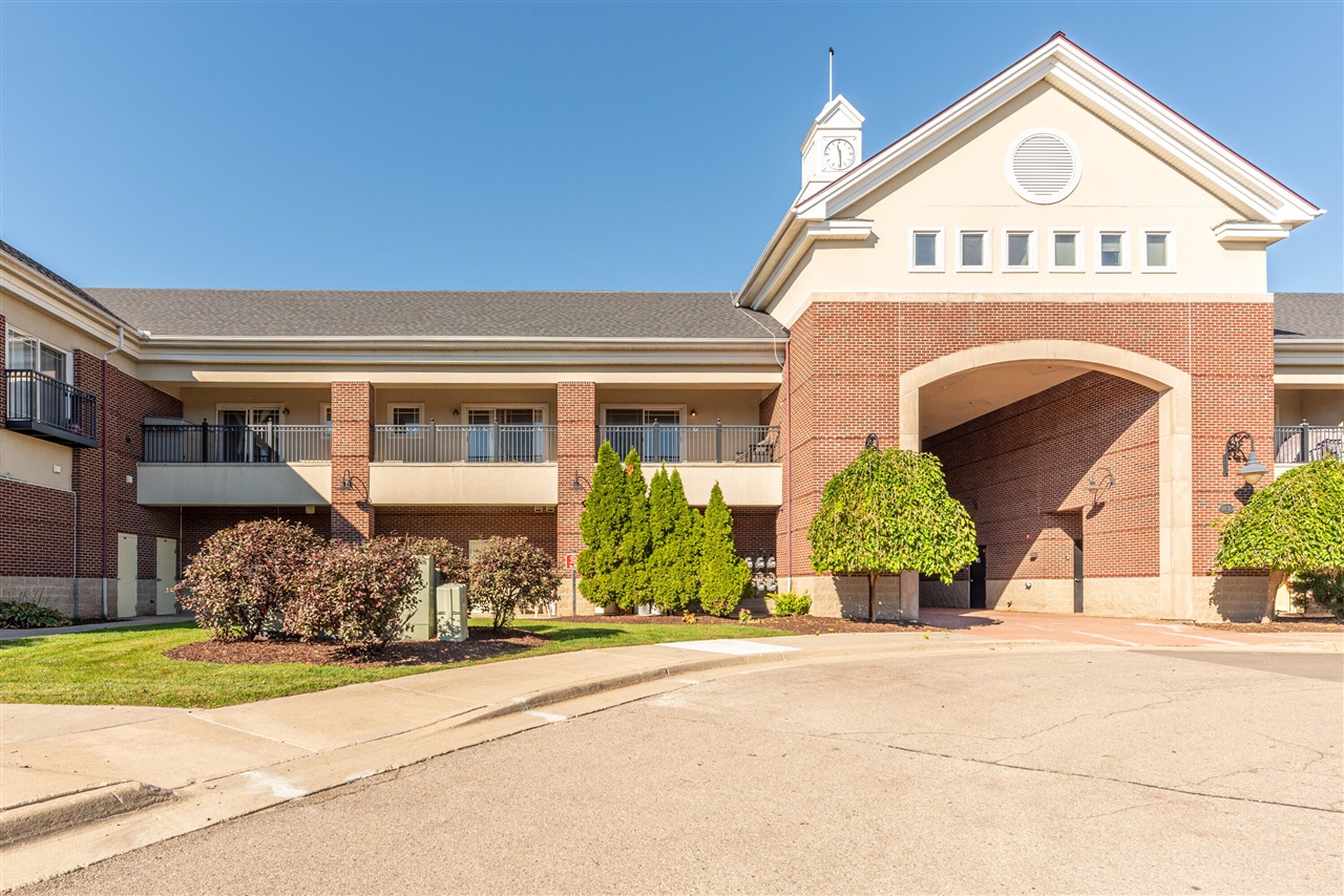 Homes for sale in Ann Arbor, MI | 283 S Zeeb Rd #212, Ann Arbor, MI 48103 | MLS# 70497898