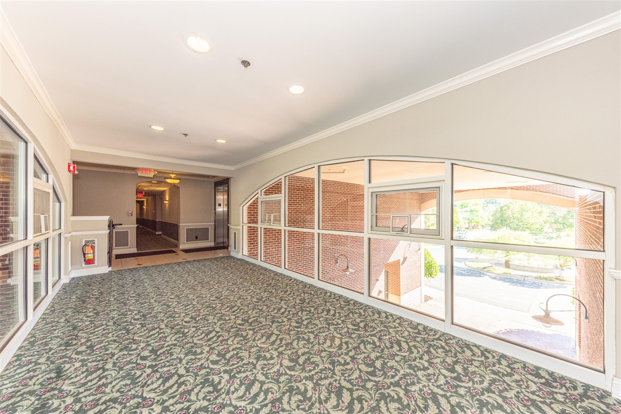 Homes for sale in Ann Arbor, MI | 283 S Zeeb Rd #212, Ann Arbor, MI 48103 | MLS# 70497898