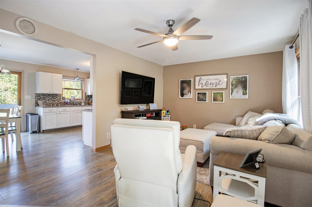 Homes for sale in Howard City, MI | 8595 Gatewood Rd, Howard City, MI 49329 | MLS# 70497914