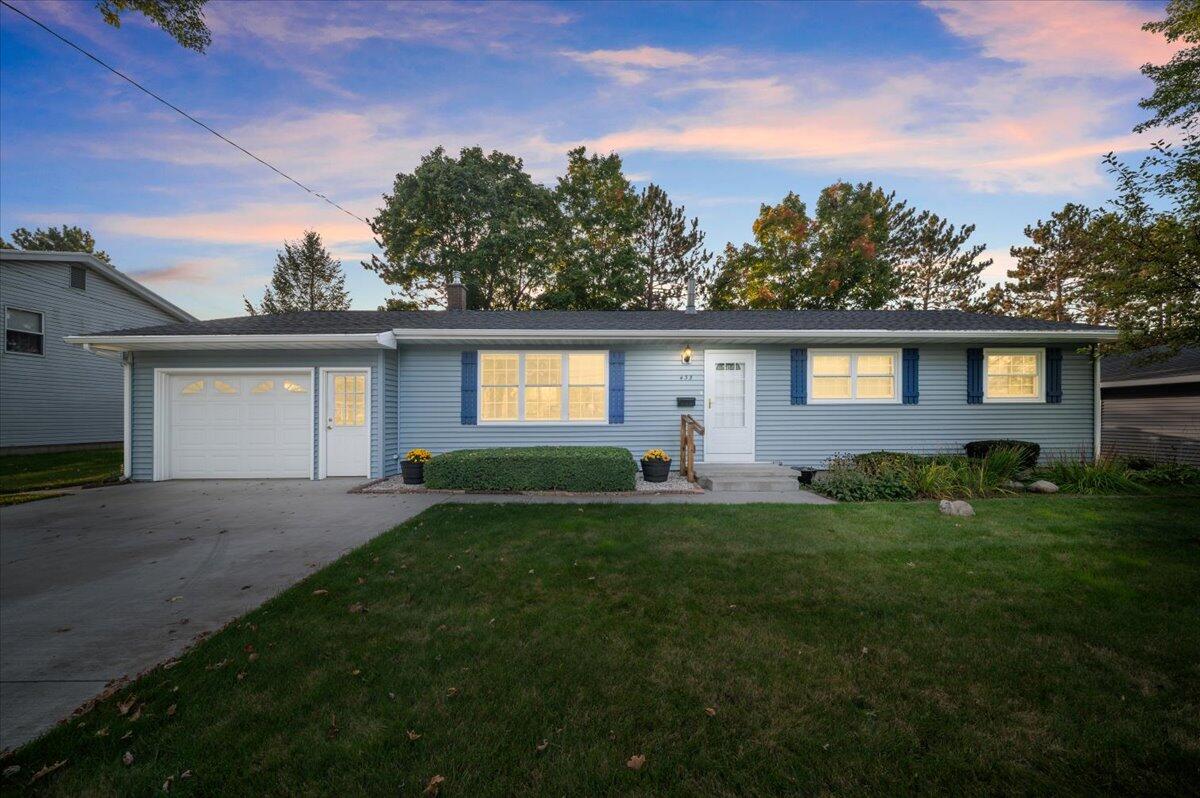 Homes for sale in Cadillac, MI | 433 Leeson Ave, Cadillac, MI 49601 | MLS# 70497957