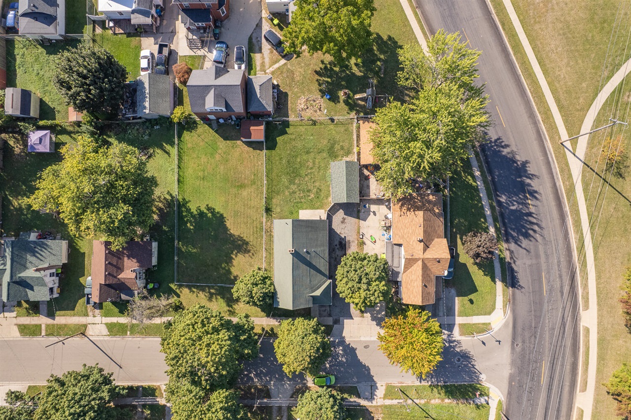 Homes for sale in Adrian, MI | 512 French St St, Adrian, MI 49221 | MLS# 70498020