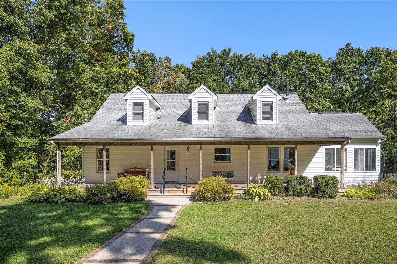 Homes for sale in Delton, MI | 8731 Wertman Rd, Delton, MI 49046 | MLS# 70498045