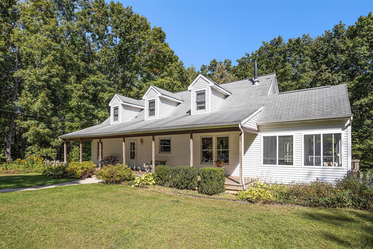 Homes for sale in Delton, MI | 8731 Wertman Rd, Delton, MI 49046 | MLS# 70498045