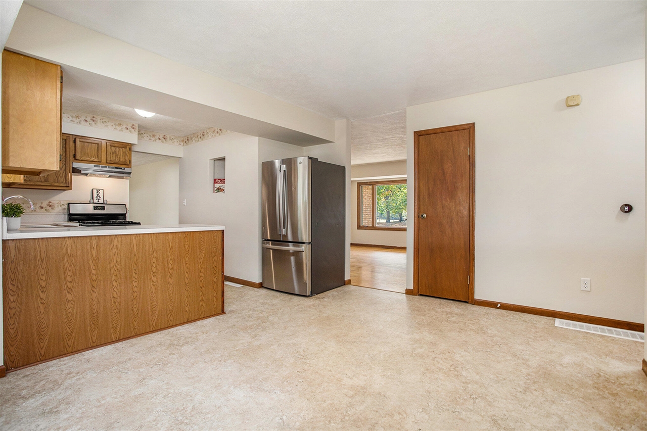 Homes for sale in Charlotte, MI | 738 W Shepherd St, Charlotte, MI 48813 | MLS# 70498052