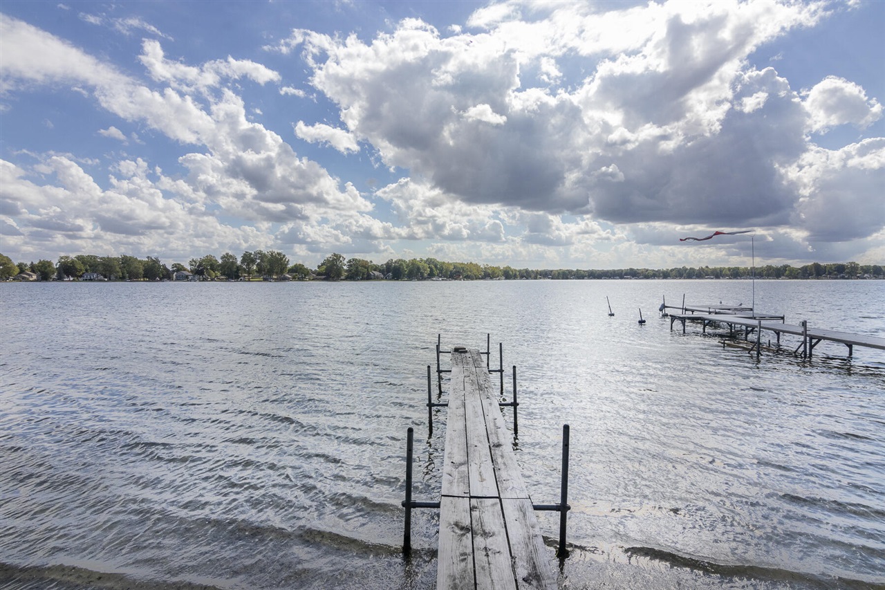 Homes for sale in Portage, MI | 5188 Deep Point Dr, Portage, MI 49002 | MLS# 70498144