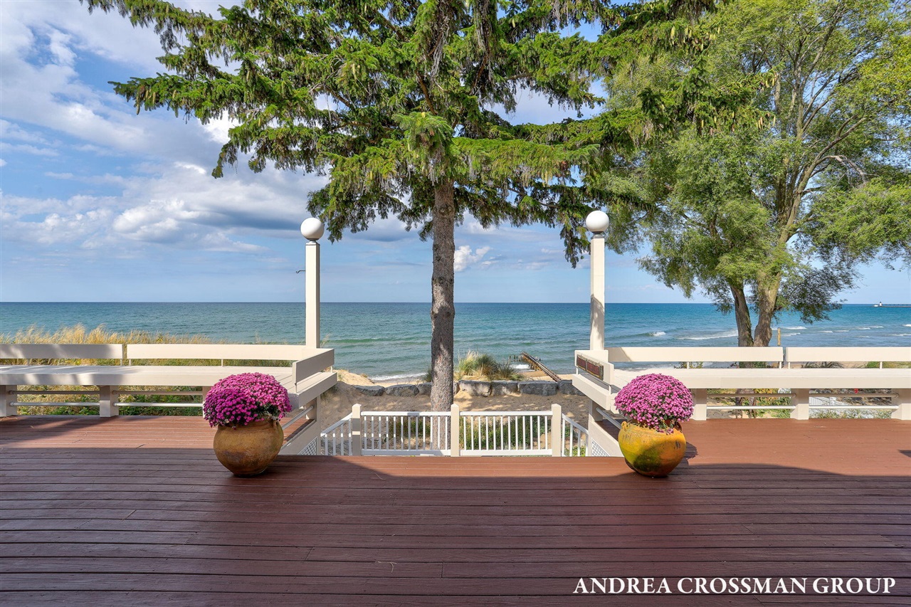 Homes for sale in Saint Joseph, MI | 1020 Lions Park Dr, Saint Joseph, MI 49085 | MLS# 70498214