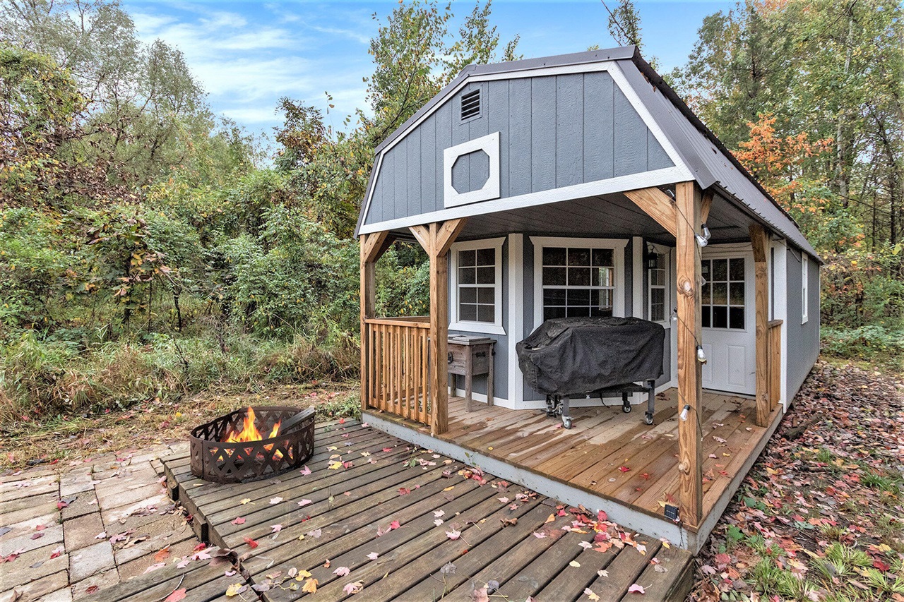 Homes for sale in South Haven, MI | 5106 105Th Ave, South Haven, MI 49090 | MLS# 70498267