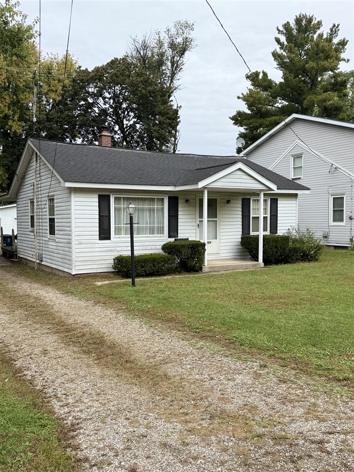 Homes for sale in Kalamazoo, MI | 3221 Miami Ave, Kalamazoo, MI 49048 | MLS# 70498365