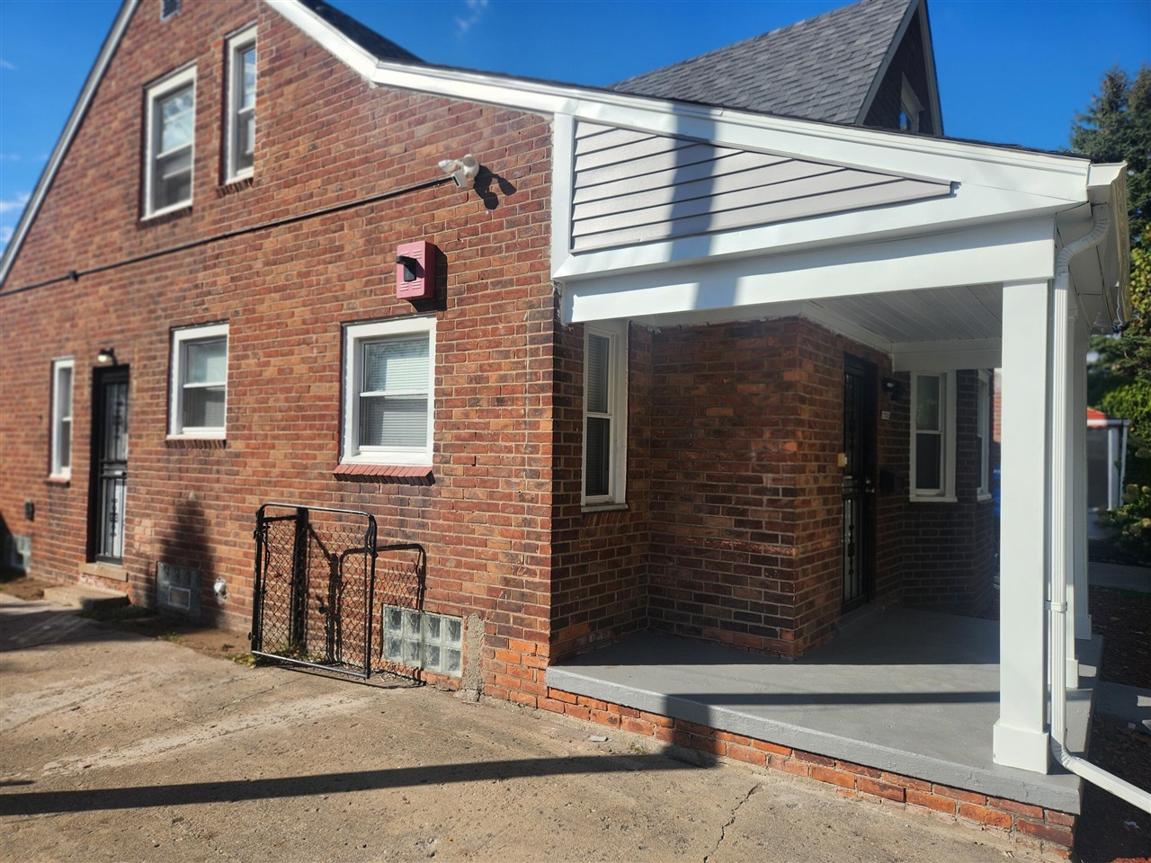 Homes for sale in Detroit, MI | 17531 Ardmore St, Detroit, MI 48235 | MLS# 70498405