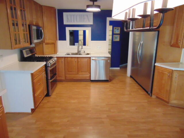 Homes for sale in Essexville, MI | 1476 Carress Ct Dr, Essexville, MI 48732 | MLS# 70498458