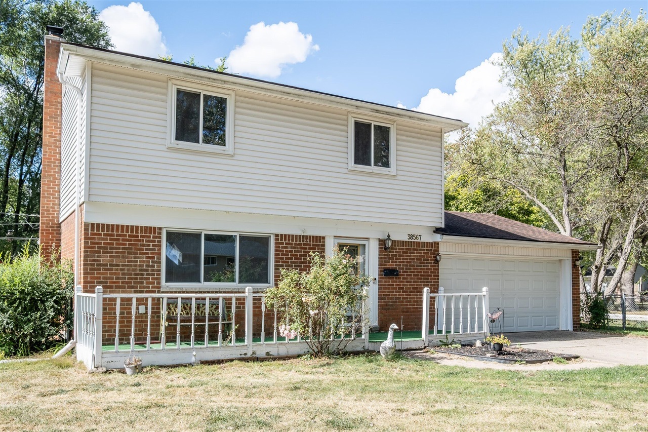 Homes for sale in Sterling Heights, MI | 38567 Trafalgar Way, Sterling Heights, MI 48312 | MLS# 70498480