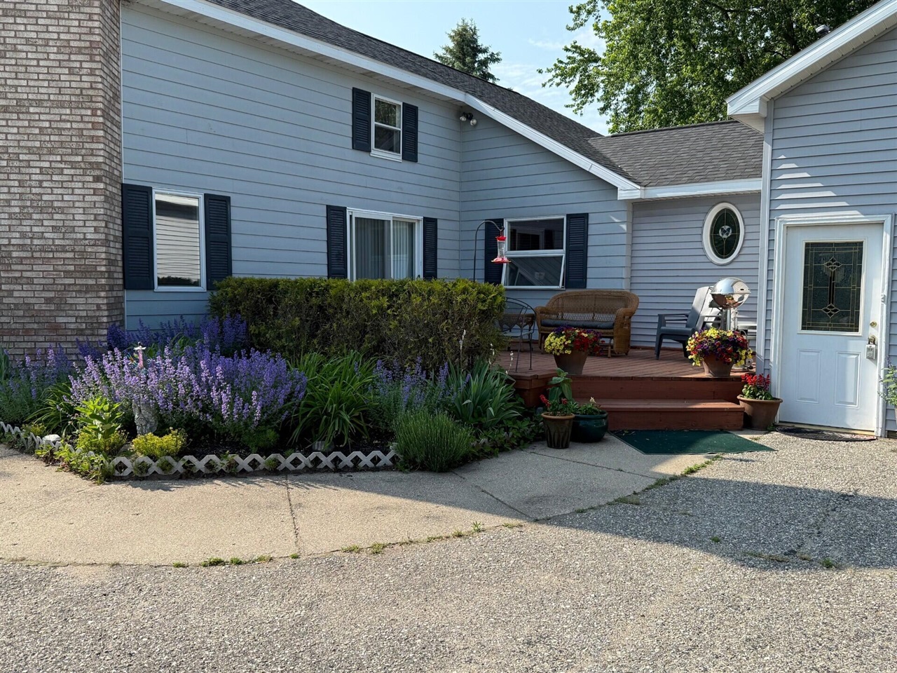 Homes for sale in Free Soil, MI | 2702 E Hoague Rd, Free Soil, MI 49411 | MLS# 70498526