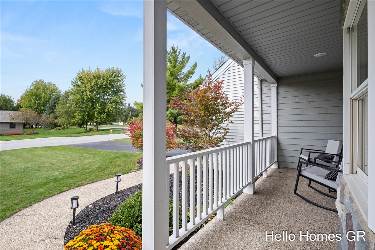 Homes for sale in Ada, MI | 804 Meadowmeade Dr, Ada, MI 49301 | MLS# 70498567