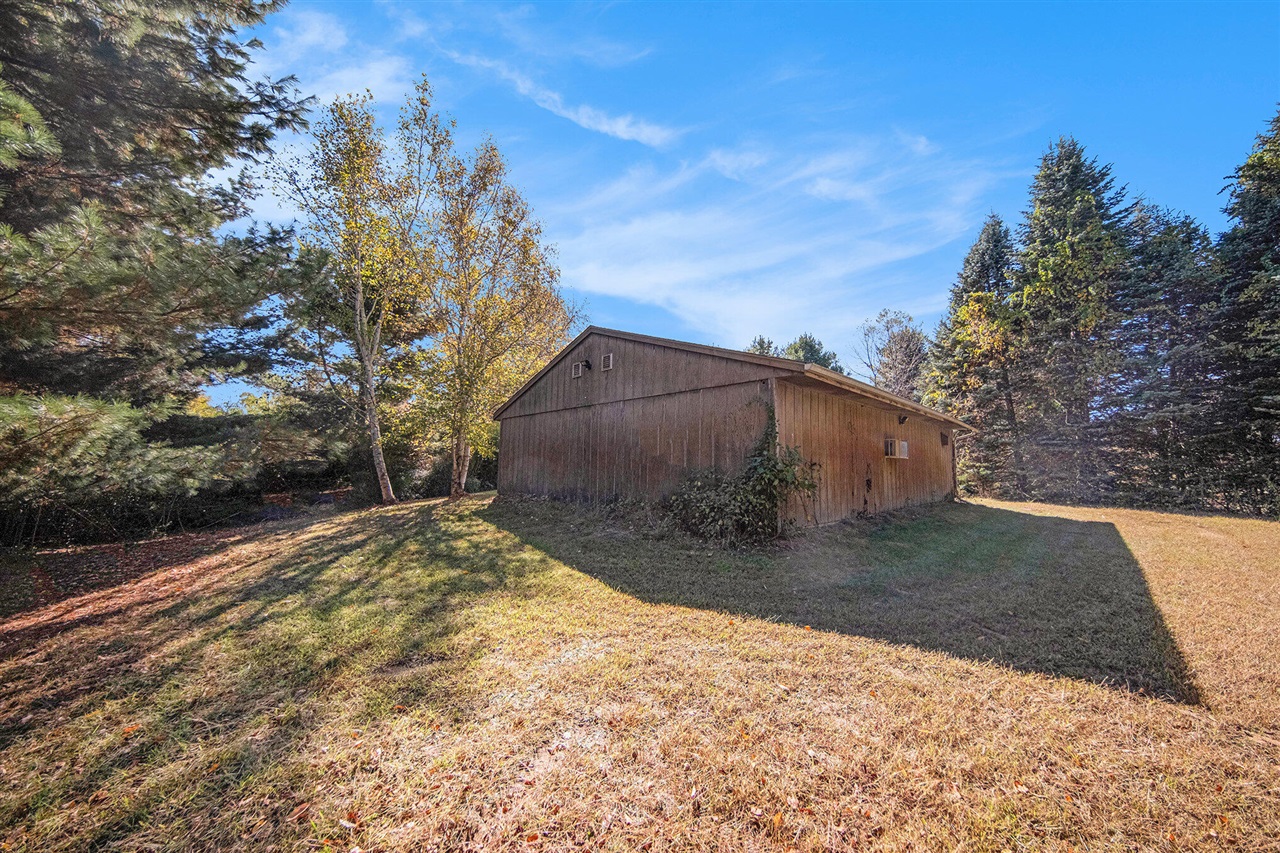 Homes for sale in North Adams, MI | 11480 North Adams Rd, North Adams, MI 49262 | MLS# 70498666