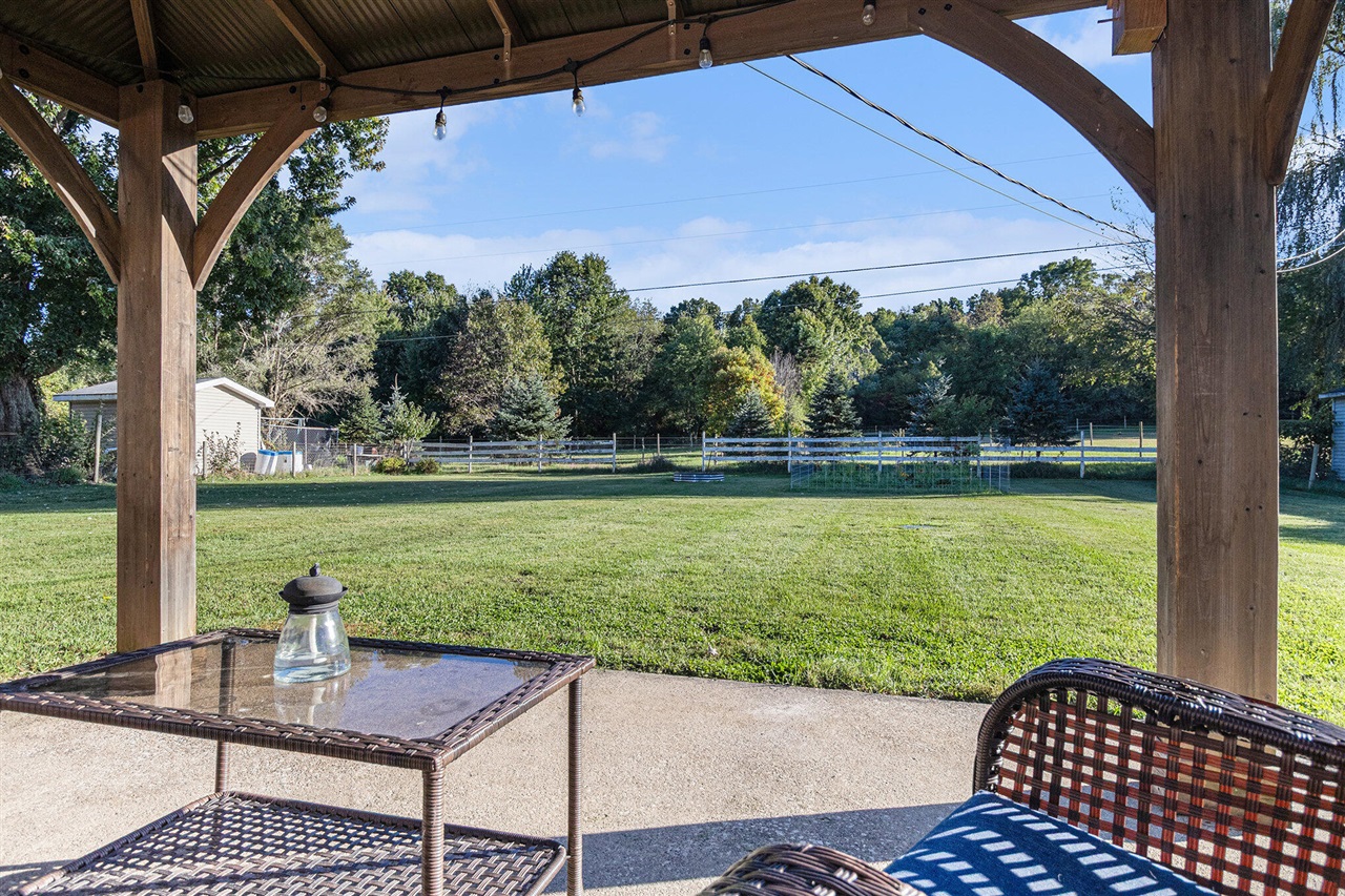 Homes for sale in Paw Paw, MI | 35473 Margurite Ln, Paw Paw, MI 49079 | MLS# 70498678