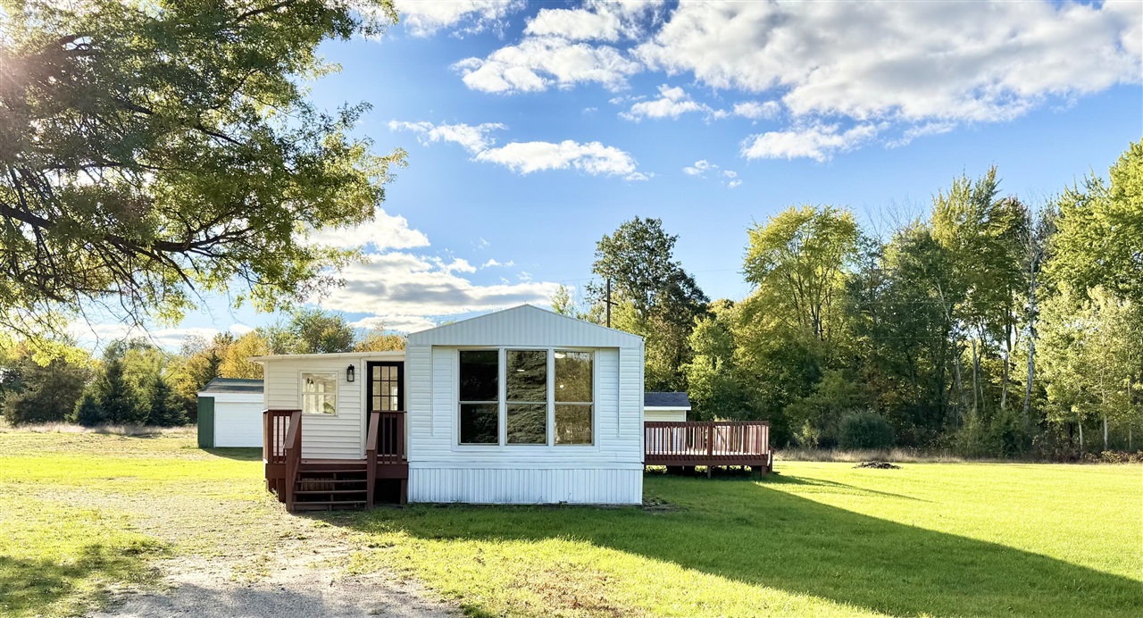 Homes for sale in Sand Lake, MI | 16303 Ritchie Ave, Sand Lake, MI 49343 | MLS# 70498711