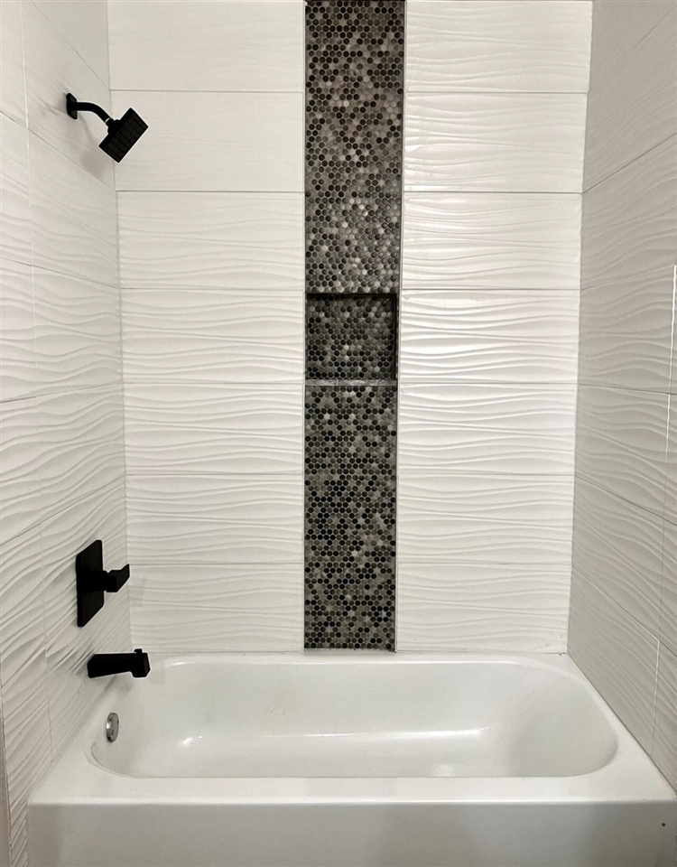 Homes for sale in Cadillac, MI | 121 Henderson Pl Pl, Cadillac, MI 49601 | MLS# 70498837