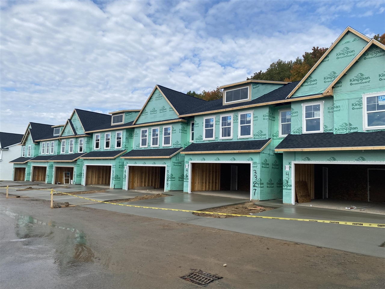 Homes for sale in Wyoming, MI | 3327 Kings River St #46, Wyoming, MI 49418 | MLS# 70498866