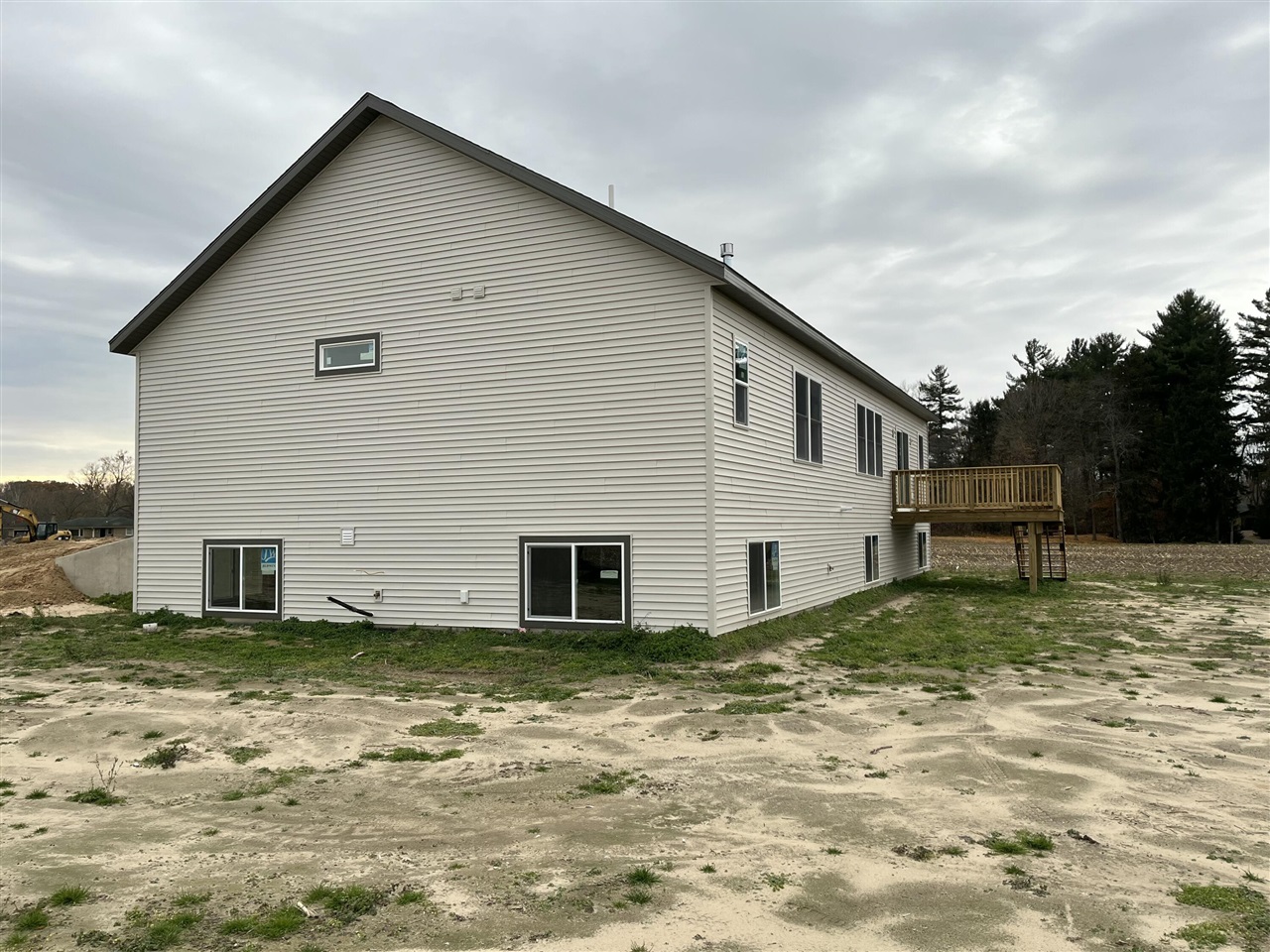 Homes for sale in Coopersville, MI | 5925 Grand Vista Dr, Coopersville, MI 49404 | MLS# 70498891