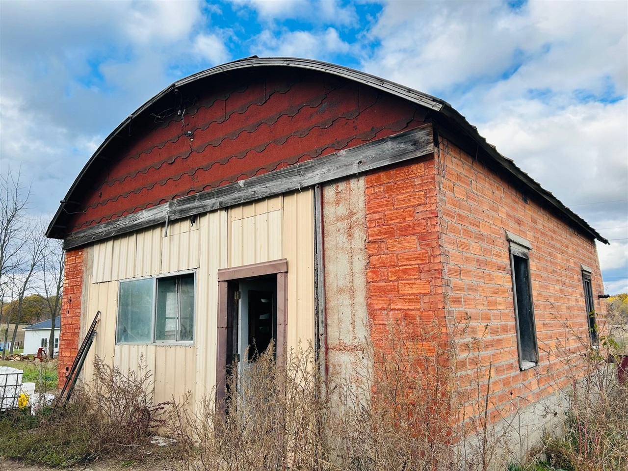 Homes for sale in Remus, MI | 7982 W Remus Rd, Remus, MI 49340 | MLS# 70498900