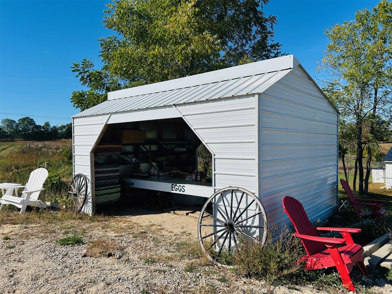 Homes for sale in Remus, MI | 7982 W Remus Rd, Remus, MI 49340 | MLS# 70498900