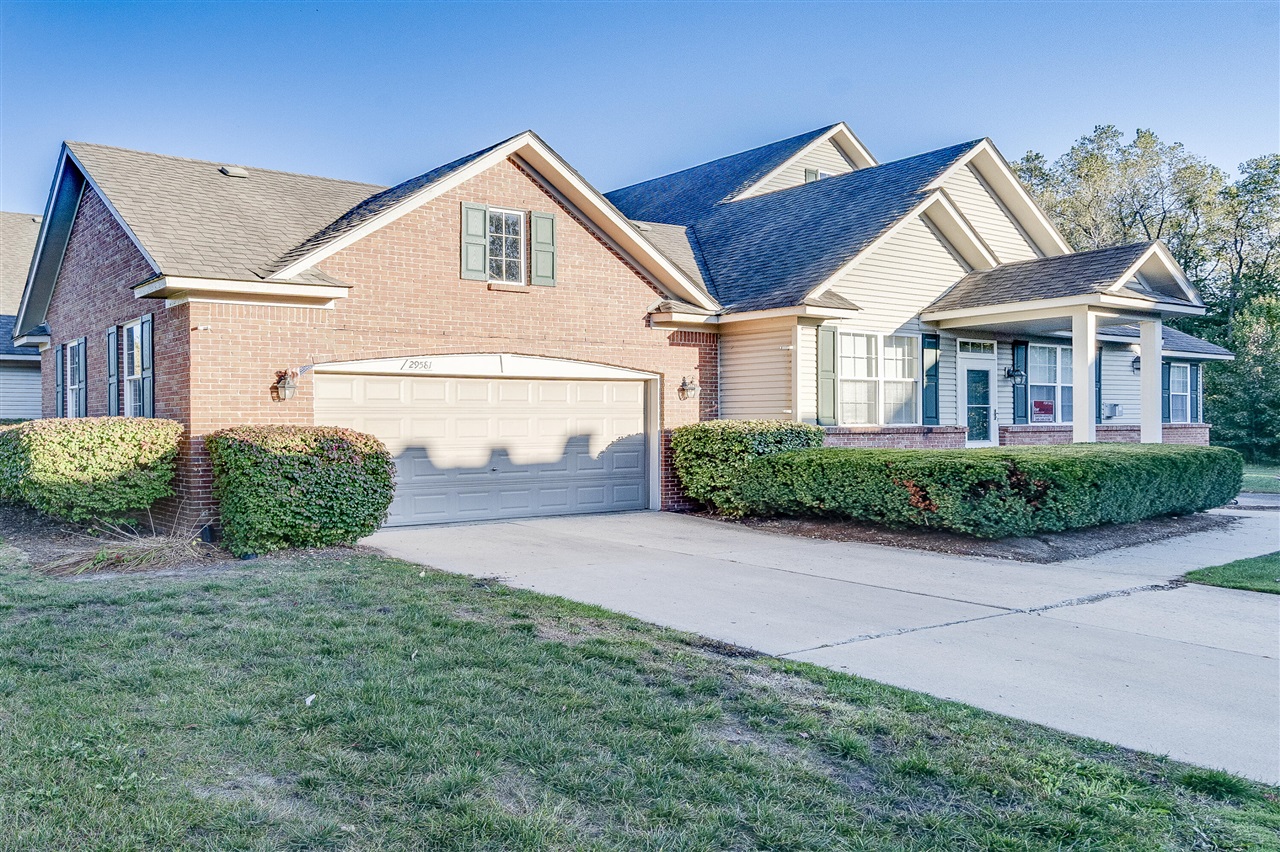 Homes for sale in New Boston, MI | 29581 Trail Creek Dr, New Boston, MI 48164 | MLS# 70498954