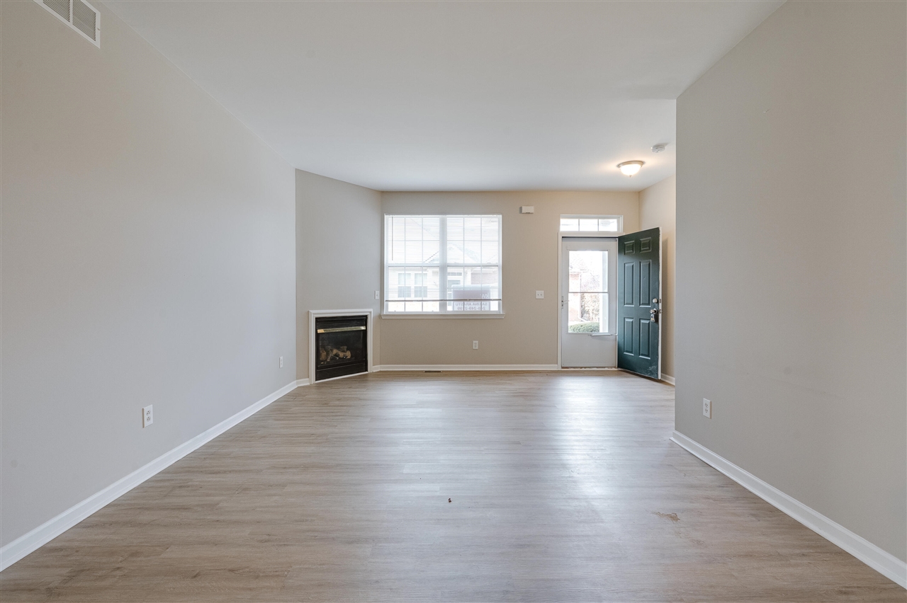 Homes for sale in New Boston, MI | 29581 Trail Creek Dr, New Boston, MI 48164 | MLS# 70498954